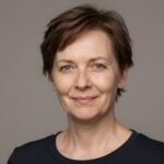 Улыбающаяся Мария Соколова, получившая быстрый микрозайм для студентов и безработных в компании Взять Микрозайм